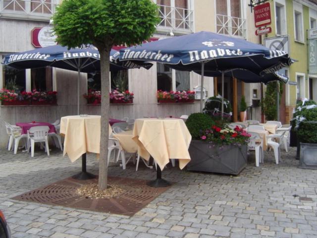 Hotel-Gasthof Wilder Mann Pfreimd Buitenkant foto